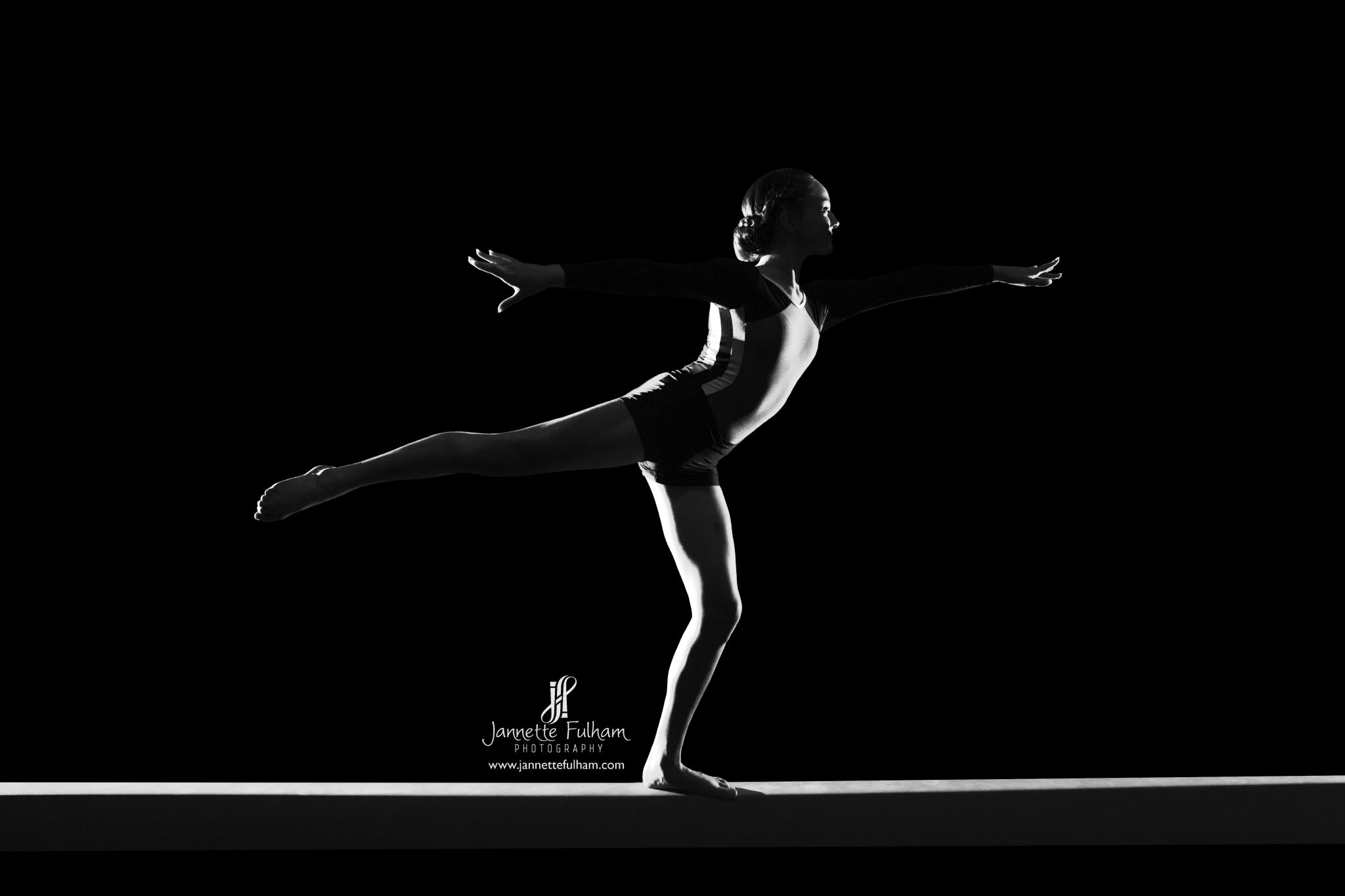 Gymnastics In Black And White - Riverland Commercial Photography