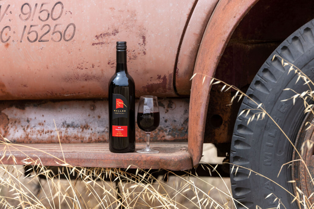 wine, red, Mallee Estate Wines, on-location, product, promotional, Renmark