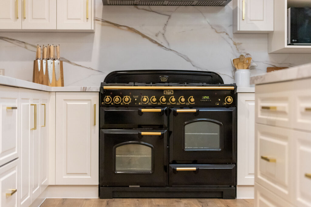 prestige kitchens and cabinets, Berri, oven, promotional photography