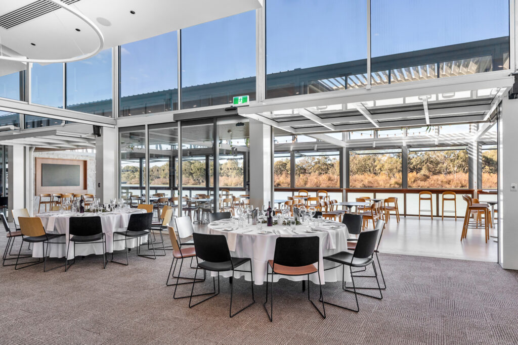 Renmark Club, hotel, promotional, restaurant, view, guest, Murray River, water